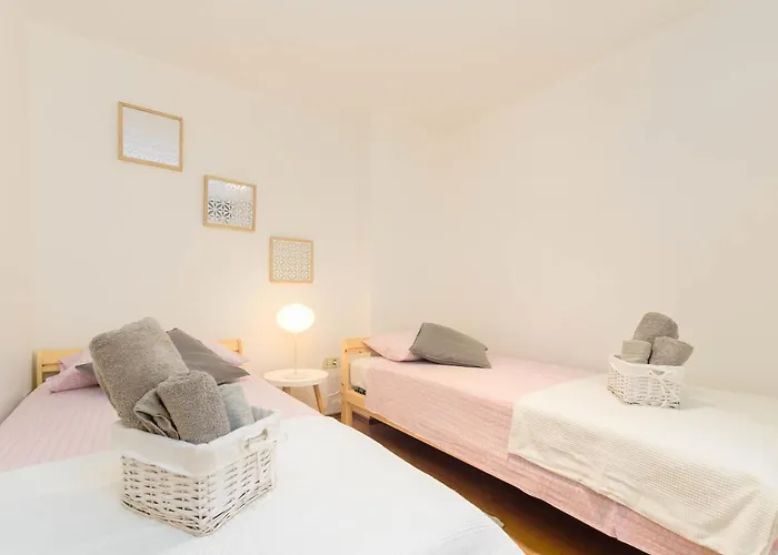 Dragonja Apartment *